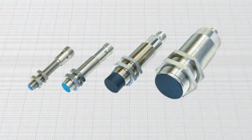 Capteur de proximité inductif - DCA8/4309KS3GD  - BDC ELECTRONIC S.r.l. - électromagnétique / cylindrique / M30