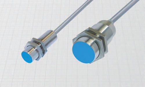 Capteur de proximité inductif - DCAE18/4A09KS - BDC ELECTRONIC S.r.l. - cylindrique / M30 / M18