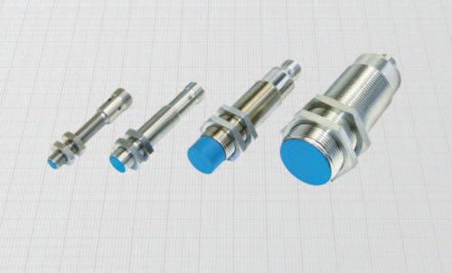Capteur de proximité inductif - DCA8/4309KST  - BDC ELECTRONIC S.r.l. - cylindrique / M30 / M18