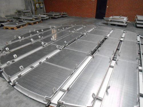 Grille à fissure métallique pour l'industrie pétrochimique - Reactor Internals  - Trislot n.v.
