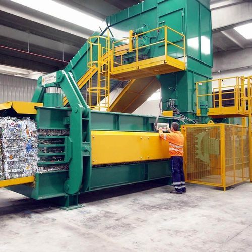 Presse à balles pour papier - MAC 110/2 - MACPRESSE EUROPA SL - pour combustible solide de récupération / horizontale / à chargement frontal