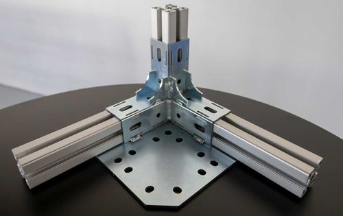 Fixation pour profilés en aluminium - MC4 - BeeWaTec AG - pour l'automobile / pour applications industrielles / en acier zingué