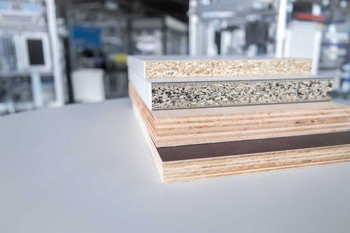 Panneau composite en bois - BeeWaTec AG