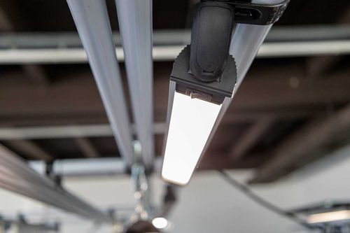 Luminaire - BeeWaTec AG - à LED / pour poste de travail
