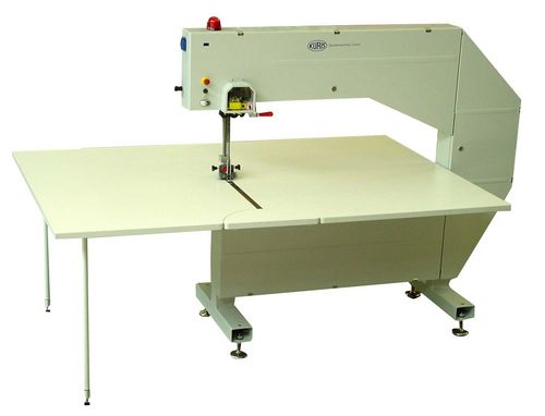 Machine de découpe à couteau à bande - TEX KNIFE 492 KR - KURIS Spezialmaschinen - pour textiles / CNC