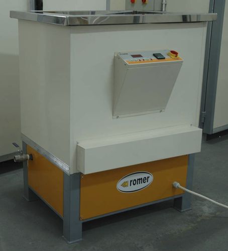 Machine de nettoyage à ultrasons - WU series - ROMER P.P. - à eau / automatique / industrielle