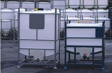Silo à fond conique - MI Mailbox International GmbH - pour liquides / plastique / pour l'industrie