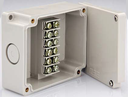 Boîte de raccordement murale - Hugro Armaturen GmbH - IP66 / en polycarbonate