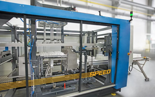 Machine empileuse de film - Kiefel GmbH - de bandes transporteuses / automatique