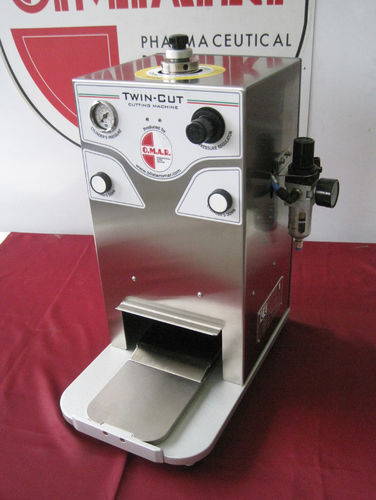 Machine de découpage à froid - Twin cut - O.M.A.R. Pharmaceutical Blister Solution - pneumatique