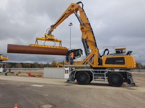 Palonnier à ventouse pour charges lourdes - Aerolift Industrials B.V. - pour canalisations / pour l'industrie / horizontal