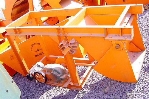 Alimentateur à bande - Henan Hongxing Mining Machinery CO.,LTD - pour convoyage / de poudre / pour machines