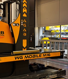 Chariot de manutention - WG Mobile XL - AGAB Pressautomation AB - en métal / de moules / électrique