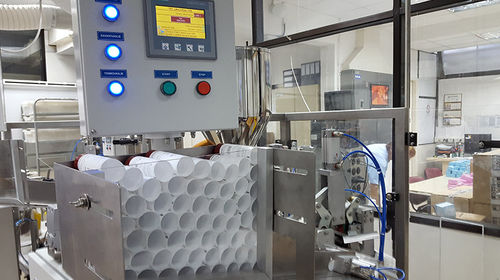 Système de dosage pour produits pâteux - Omniprojekt doo, Vrnjačka Banja, Srbija - volumétrique / à piston / pour l'industrie cosmétique