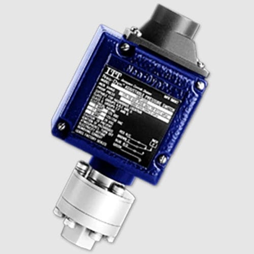 Pressostat à membrane - 100P  - Neo-Dyn - relatif / torique / en PVC