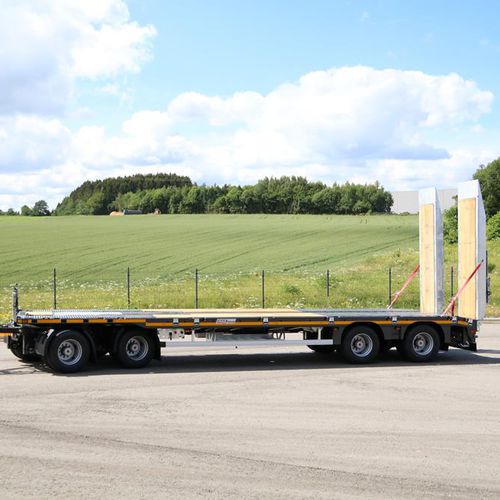 Semi-remorque à plateau - Faymonville Distribution S.A. - pour machines / à 3 essieux / à 4 essieux