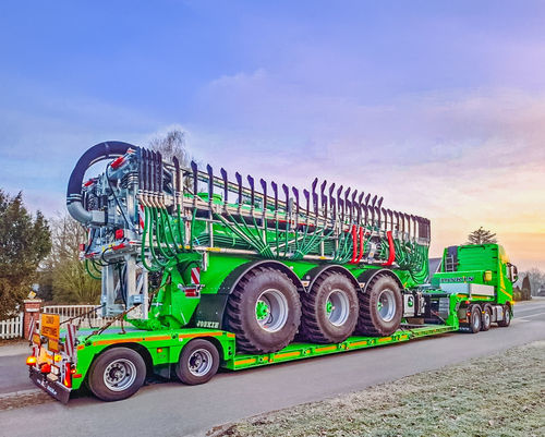 Semi-remorque à plateau - Faymonville Distribution S.A. - gooseneck / extra-surbaissée / pour bateau