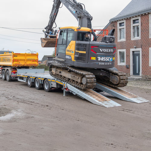 Remorque à timon - MAX300 - Faymonville Distribution S.A. - porte-engin / à plateau / extra-surbaissée
