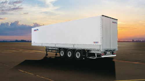 Semi-remorque porte-conteneur - S.PR+ - Schmitz Cargobull - à 3 essieux / tractée