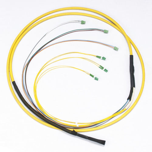 Harnais électrique de données - HR0018HMC12U820100F-PK - CORNING - fibre optique multimode / duplex / bas profil