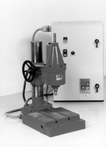 Poinçonneuse manuelle - FRAP CZ series - BGI (BERNARD GRAVURE INDUSTRIELLE) - électromagnétique / de découpe / de formage