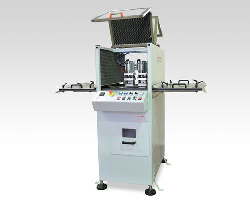 Poinçonneuse automatique - Baruffaldi Plastic Technology - pneumatique / pour profilés en matières plastiques / de découpe