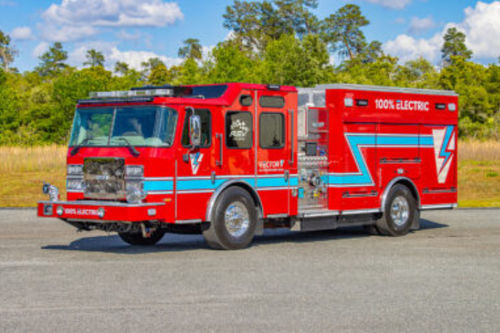 Élévateur anti-incendie monté sur camion - Vector™  - E-one