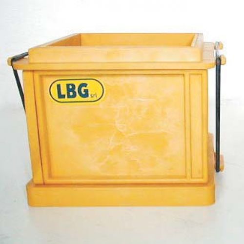 Moule pour cube de test en béton - C002 - LBGsrl