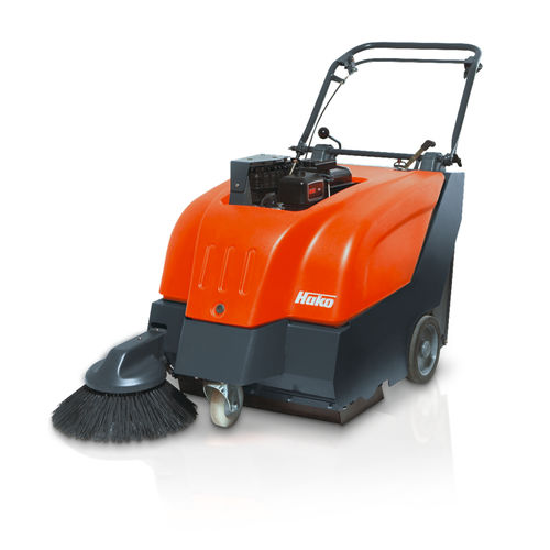 Balayeuse aspiratrice accompagnée - Sweepmaster 650 series - HAKO - électrique / à essence / d'extérieur