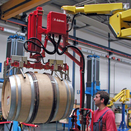 Manipulateur pour fût de bière - DALMEC - pneumatique / avec prise / pour produits alimentaires