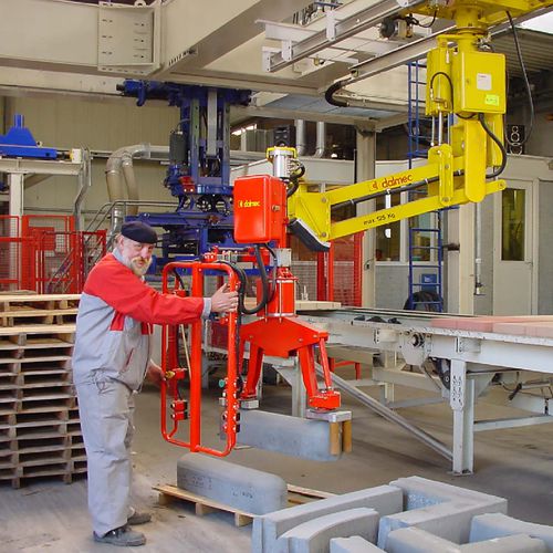 Manipulateur pneumatique - DALMEC - avec prise / pour matériau de construction / de manutention