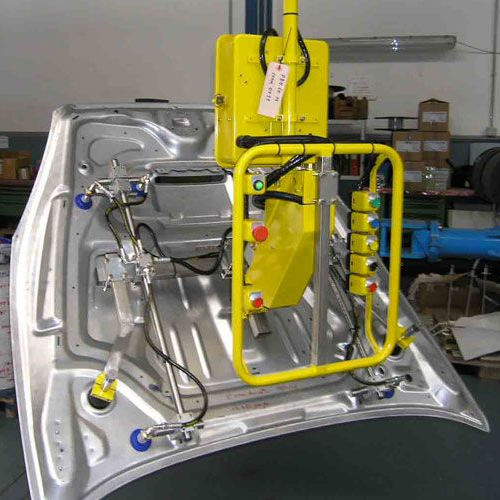 Manipulateur pour pièces de carrosserie - DALMEC - pneumatique / avec prise / à ventouse