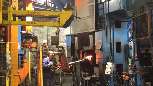 Manipulateur pneumatique - DALMEC - avec prise / de manutention / pour pièces
