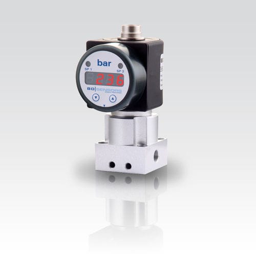 Pressostat électronique - DS 233 - BD|SENSORS GmbH - différentiel / connecteur M12 / fileté