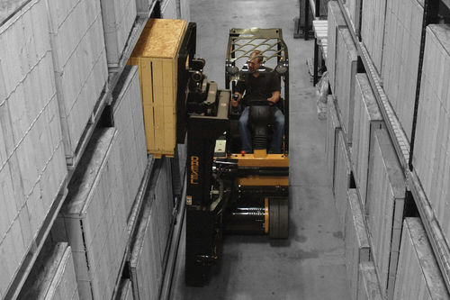 Chariot élévateur latéral électrique - SLx0AC series - Landoll - à conducteur porté assis / de manutention / pour allée très étroite