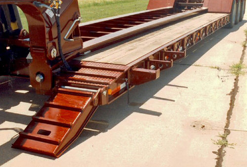 Remorque gooseneck - 325C - Landoll - pour matériel industriel / à 3 essieux / forte charge