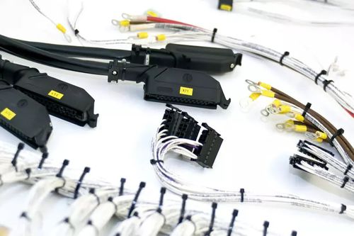 Harnais électrique de commande - LEONI Cable Solutions - avec connecteur intégré