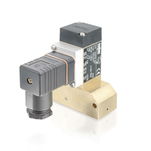 Pressostat à soufflet - PSTD 9D0 - Trafag AG sensors & controls - différentiel / durci / IP65