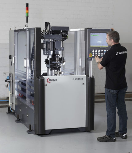 Machine à équilibrer verticale - Distec - SCHENCK RoTec GmbH - dynamique / pour différentiel / pour volant d'inertie