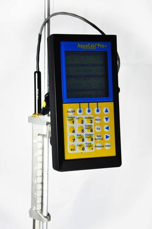 Indicateur totalisateur numérique - AquaCalc 5000 - GURLEY Precision Instruments - de débit / de vitesse / portatif