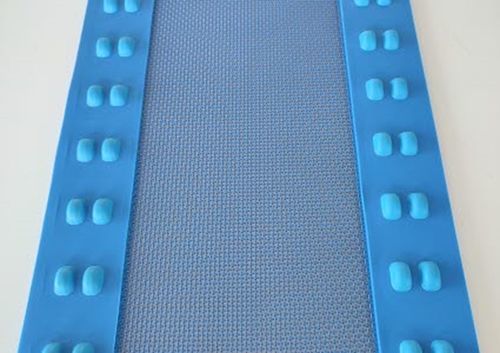 Bande de convoyeur grillagée - Ultrascreen PRO 2000 - AMMERAAL BELTECH - en PVC / en résille polyester / crantée