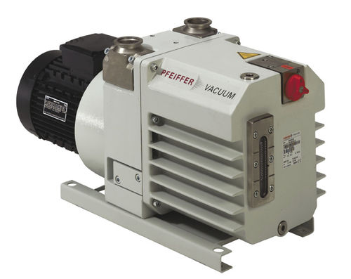Pompe à vide à palettes - Duo 65/M series - Pfeiffer Vacuum+Fab Solutions - lubrifiée / bi-étagée
