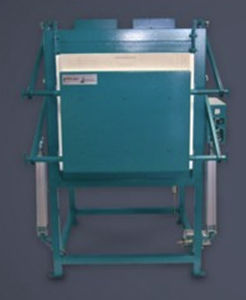 Four de type armoire - 25PF - Morgan Molten Metal Systems - à gaz / automatique