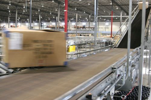 Bande de convoyeur avec galets de glissement - Daifuku webb - industrielle