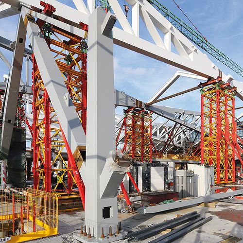 Tour d'échafaudage de façade - VARIOKIT VST - PERI - modulaire