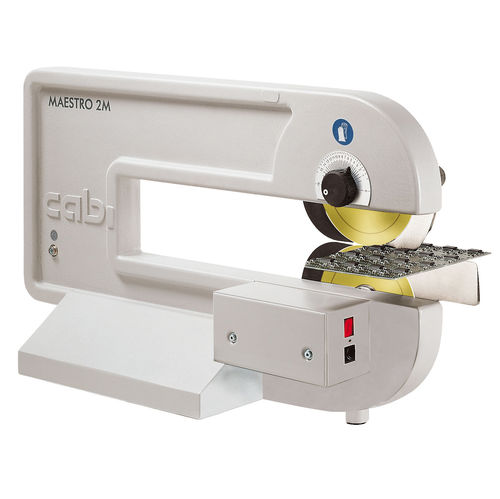 Séparateur de cartes électroniques - MAESTRO 2/2M - cab Produkttechnik GmbH & Co KG - à lamelles / compact / circulaire