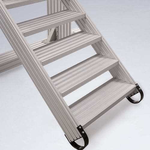 Escalier droit - Maschinenbau Kitz GmbH - en aluminium