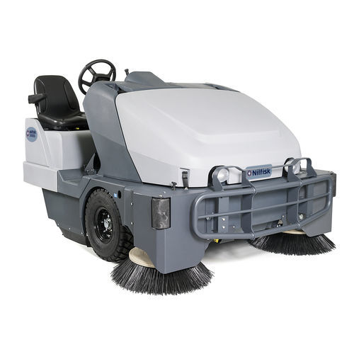 Balayeuse autoportée - SW8000 series - Nilfisk - à batterie / d'extérieur / d'intérieur