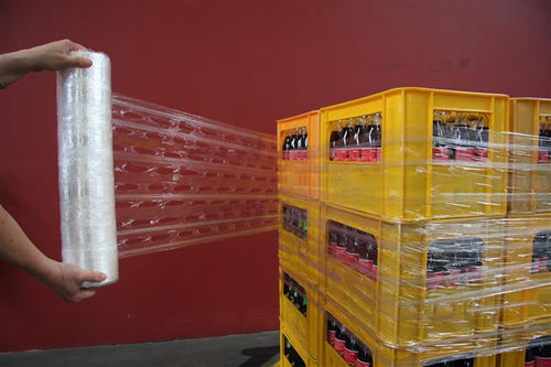 Film étirable - Climawrap® - SIGNODE - en polyéthylène / pour banderoleuse / perforé