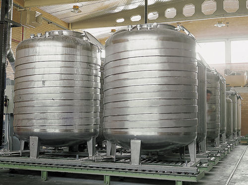 Cuve en polyester - Intranox - de refroidissement / verticale